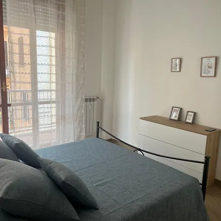 Arts At 5 Terre Coast Apartment